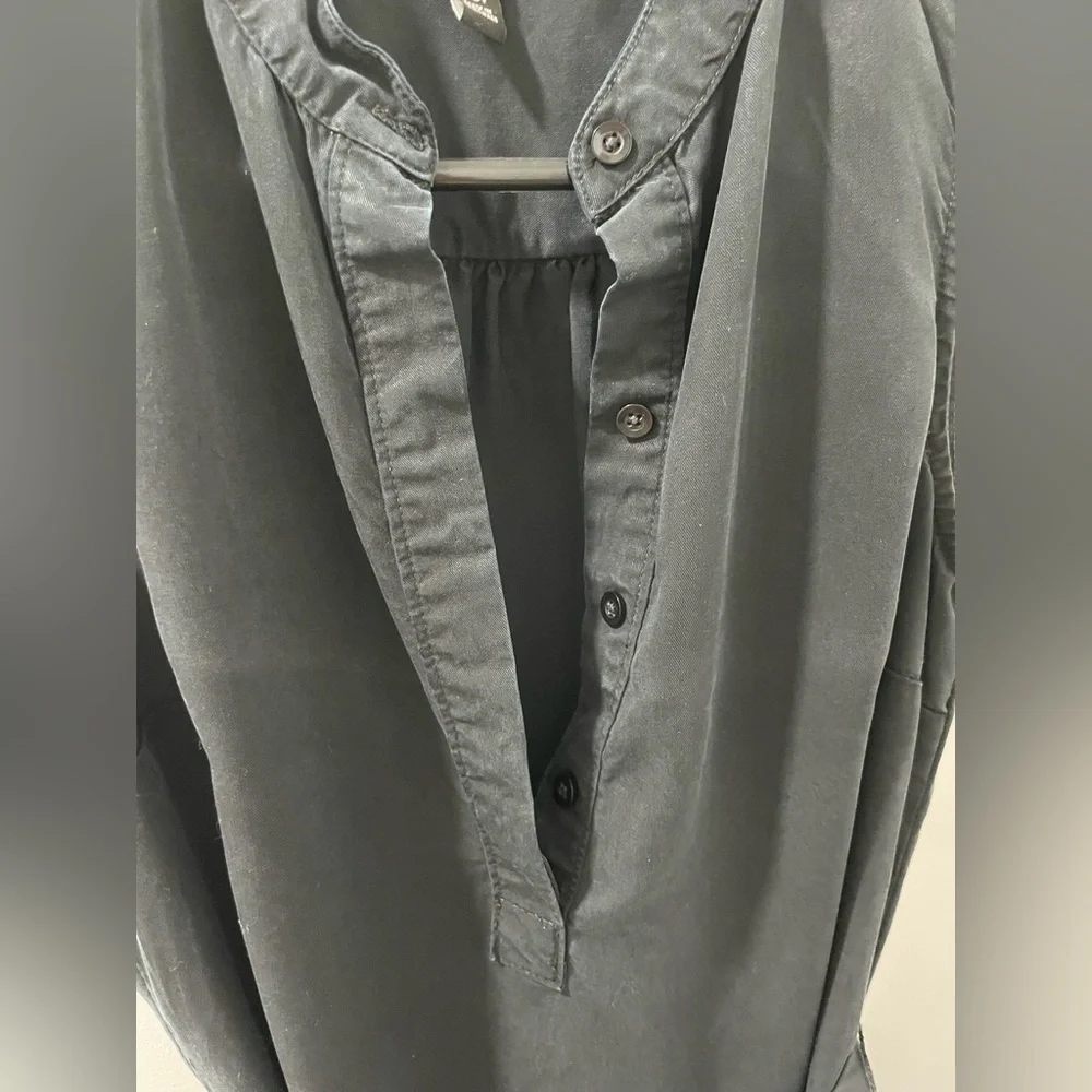 Banana Republic black sleeves dress size 00 petite - Picture 3 of 9